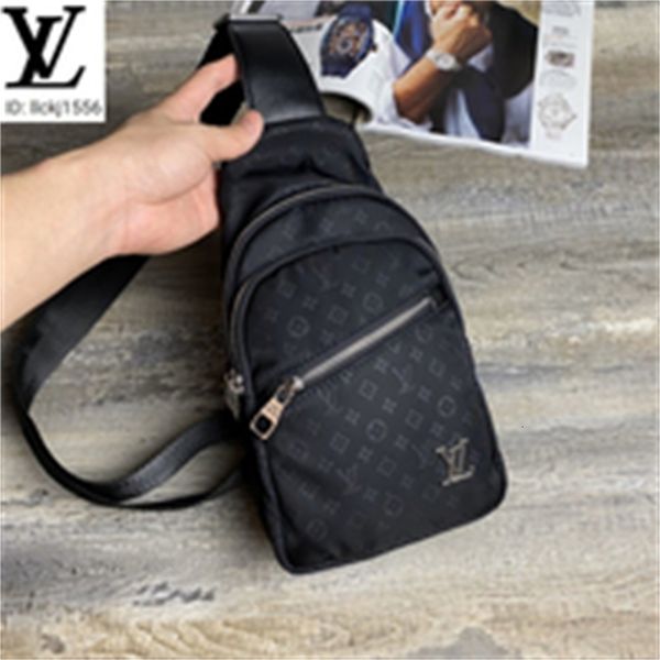 body iconic brand bag designer shoulder totes luxury shoulder m676 handbags three handles zipper bags diagonal cross chest bag bag clutc, Red;black
body iconic brand bag designer shoulder totes luxury shoulder m676 handbags three handles zipper bags diagonal cross chest bag bag clutc, Red;black