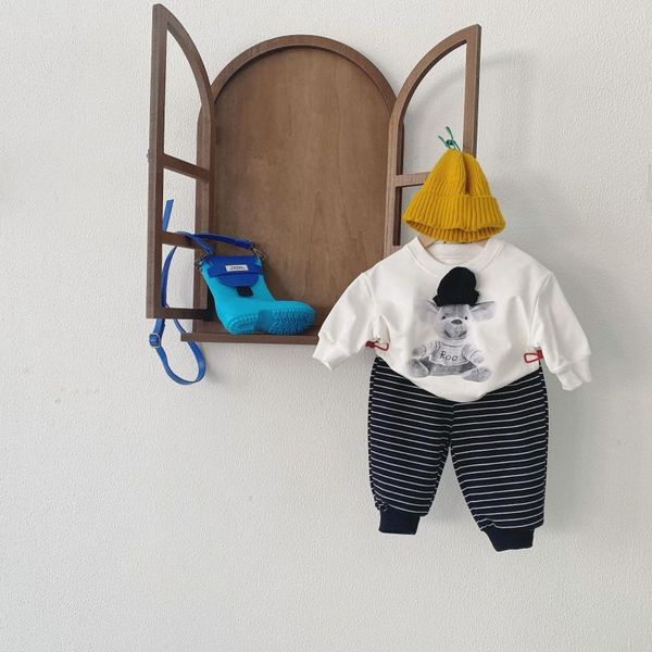 clothing sets autumn winter born boys casual style cartoon toddler girls long sleeve cotton sweatshirts + striped pants kids suit, White
clothing sets autumn winter born boys casual style cartoon toddler girls long sleeve cotton sweatshirts + striped pants kids suit, White