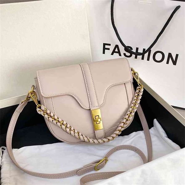 texture 2021 spring new trend fashion slung women's net red one shoulder saddle bag
texture 2021 spring new trend fashion slung women's net red one shoulder saddle bag