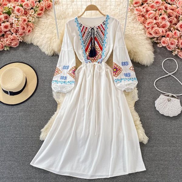 casual dresses autumn women dress blending drawstring neck long embroidery a-line female maxi vestidos full lantern sleeves, Black;gray
casual dresses autumn women dress blending drawstring neck long embroidery a-line female maxi vestidos full lantern sleeves, Black;gray