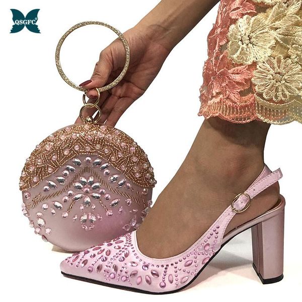 dress shoes arrival 2021 women and bag set in pink color italian design with matching bags decorated rhinestone, Black
dress shoes arrival 2021 women and bag set in pink color italian design with matching bags decorated rhinestone, Black