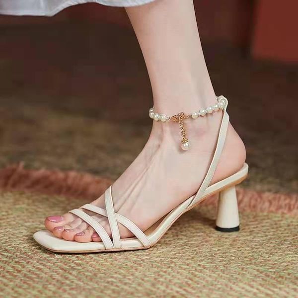 sandals 2021 summer fashion temperament all-match women's stiletto heels women, Black
sandals 2021 summer fashion temperament all-match women's stiletto heels women, Black