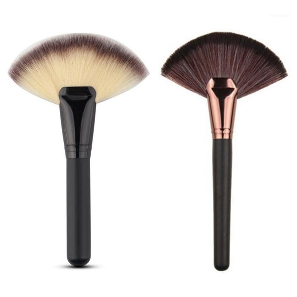 women makeup brushes fan shape pincel soft blush face powder foundation beauty tools maquiagem maquillaje1
women makeup brushes fan shape pincel soft blush face powder foundation beauty tools maquiagem maquillaje1