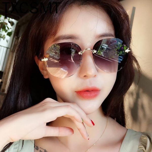 outdoor eyewear 2021 fashion rimless cut-edge round sunglasses personalized gradient color
outdoor eyewear 2021 fashion rimless cut-edge round sunglasses personalized gradient color