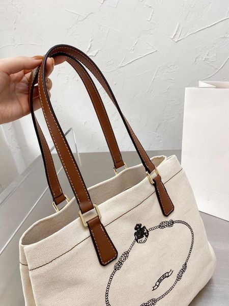 evening bags bag female 2021 canvas design fashion one shoulder messenger foreign style leisure women's handbag tote
evening bags bag female 2021 canvas design fashion one shoulder messenger foreign style leisure women's handbag tote