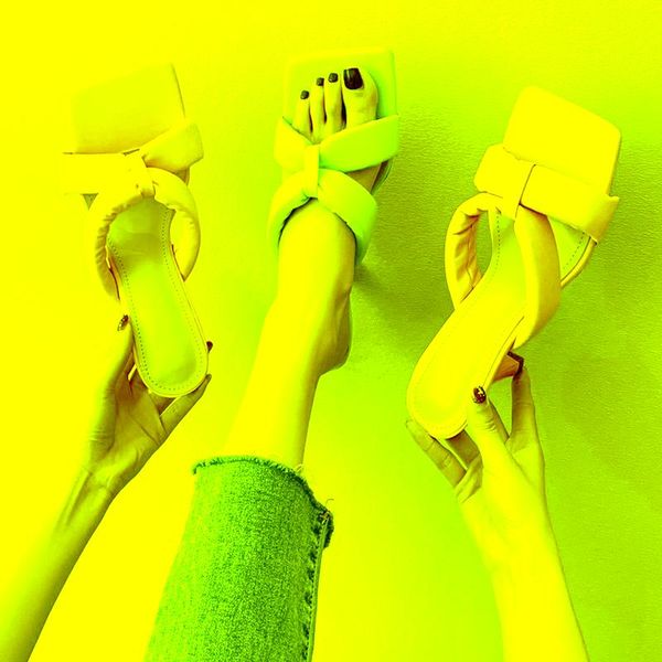 thin heels shoes ladies' slippers slipers women heeled mules square toe platform 2021 high scandals slides fabric pumps pu, Black
thin heels shoes ladies' slippers slipers women heeled mules square toe platform 2021 high scandals slides fabric pumps pu, Black