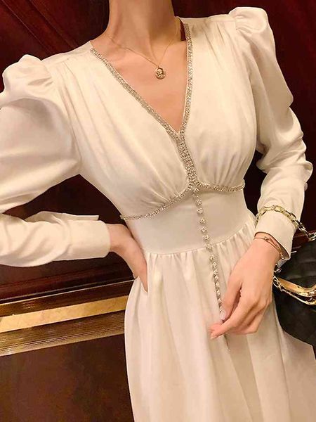 casual dresses diamond elegant summer satin bishop sleeve french women v-neck high waist buttons white vintage long chic sweet li3, Black;gray
casual dresses diamond elegant summer satin bishop sleeve french women v-neck high waist buttons white vintage long chic sweet li3, Black;gray