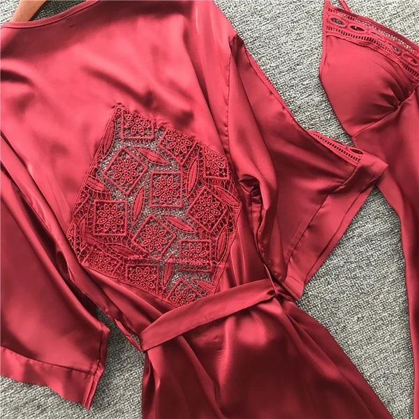 women's sleepwear back hollow out bathrobe set silk summer lace ladies 2 pcs robe suit pajama nightgown satin pijama for female 2021, Black;red
women's sleepwear back hollow out bathrobe set silk summer lace ladies 2 pcs robe suit pajama nightgown satin pijama for female 2021, Black;red