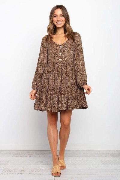 casual dresses european/american women's autumn products button decoration leopard print long-sleeved loose ruffle dress women2021, Black;gray
casual dresses european/american women's autumn products button decoration leopard print long-sleeved loose ruffle dress women2021, Black;gray