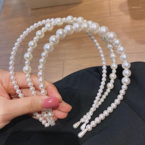 women elegant full pearls simple hairbands sweet headband hair hoops holder ornament head band lady fashion accessories1
women elegant full pearls simple hairbands sweet headband hair hoops holder ornament head band lady fashion accessories1