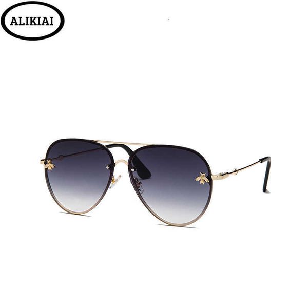 sun glasses luxury bee 2021 pilot sunglasses women fashion shades metal frame vintage brand men designer male female, White;black
sun glasses luxury bee 2021 pilot sunglasses women fashion shades metal frame vintage brand men designer male female, White;black