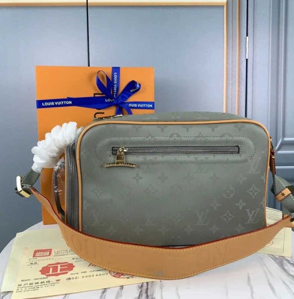 bag bags brand handbags r cross luxury new men m43884 iconic m63240 handles shoulder glossy totes presbyopic body camera bag clut
bag bags brand handbags r cross luxury new men m43884 iconic m63240 handles shoulder glossy totes presbyopic body camera bag clut