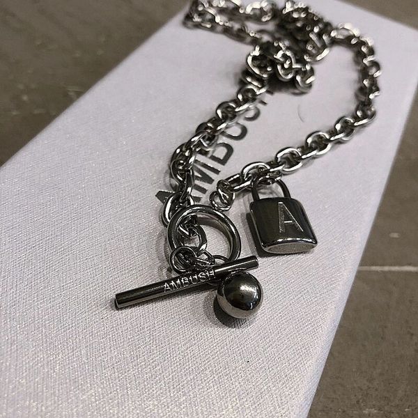 2021 new 53cm titanium alloy solid ambush key lock necklace men women version accessories 795t, Silver
2021 new 53cm titanium alloy solid ambush key lock necklace men women version accessories 795t, Silver