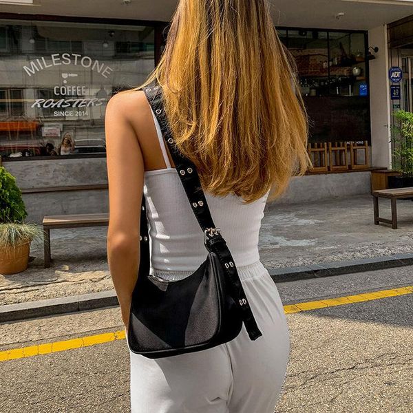 simple design women nylon shoulder messenger bags solid color female fashion handbags portable ladies small underarm bag purses cross body
simple design women nylon shoulder messenger bags solid color female fashion handbags portable ladies small underarm bag purses cross body