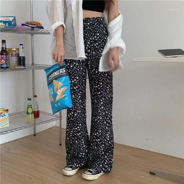 women's pants & capris 2021 streetwear retro high waist florals casual straight slim thin printed chic vintage loose long trousers, Black;white
women's pants & capris 2021 streetwear retro high waist florals casual straight slim thin printed chic vintage loose long trousers, Black;white