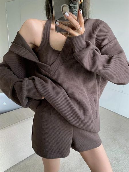 women's tracksuits spring autumn three pieces clothing set for women large v neck loose long sleeve sweatshirt + halterneck crop camiso, Gray
women's tracksuits spring autumn three pieces clothing set for women large v neck loose long sleeve sweatshirt + halterneck crop camiso, Gray