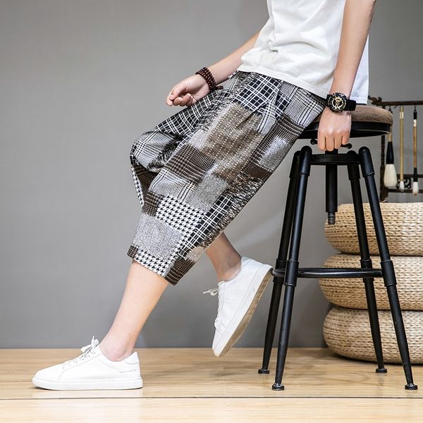 2021 men chinese style summer big size casual calf-length pants plaid men ethnic japanese trousers loose chinese pants man 10973, Red
2021 men chinese style summer big size casual calf-length pants plaid men ethnic japanese trousers loose chinese pants man 10973, Red