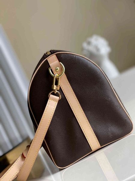 design handbag new high-quality customized luxury women's casual fashion leather presbyopic one-shoulder messenger handbags
design handbag new high-quality customized luxury women's casual fashion leather presbyopic one-shoulder messenger handbags
