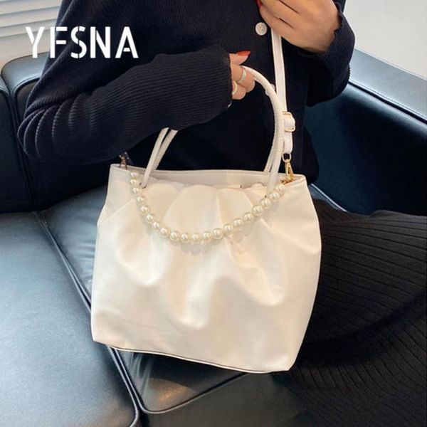 shoulder bags casual tote bag women's niche design handbags large capacity pearl beads for women folds
shoulder bags casual tote bag women's niche design handbags large capacity pearl beads for women folds