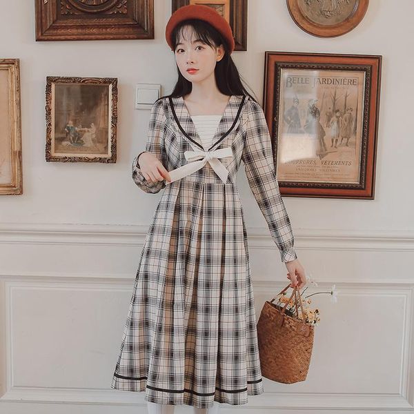 casual dresses sweet autumn long sleeve women dress preppy style vintage bow plaid sailor collar retro female 2021, Black;gray
casual dresses sweet autumn long sleeve women dress preppy style vintage bow plaid sailor collar retro female 2021, Black;gray