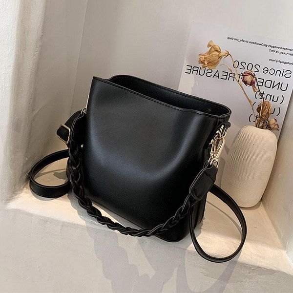 evening bags women messenger bag fashion large-capacity ladies shoulder casual bucket korean female simple purse crossbody
evening bags women messenger bag fashion large-capacity ladies shoulder casual bucket korean female simple purse crossbody