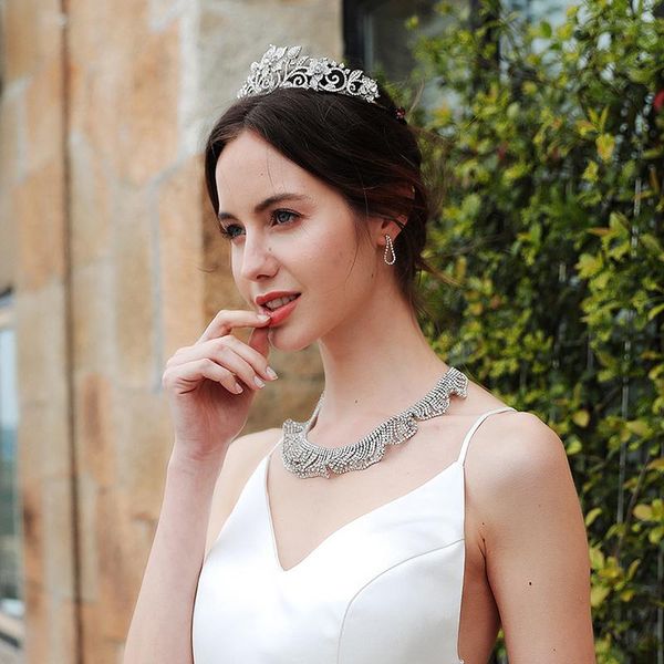 hair clips & barrettes charming crowns accessories for women fashion alloy retro flowers tiaras simple jewelry bridal wedding headwear, Golden;silver
hair clips & barrettes charming crowns accessories for women fashion alloy retro flowers tiaras simple jewelry bridal wedding headwear, Golden;silver