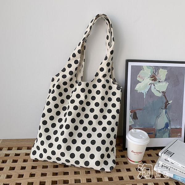 new fashion dot women shopping bags retro design students class book tote handbag female large capacity canvas shoulder vest bag
new fashion dot women shopping bags retro design students class book tote handbag female large capacity canvas shoulder vest bag