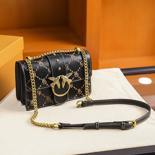 outlet fashion winter business commuting pu women's letter square embroidered shoulder bag small crowd designers handbag yw pniko
outlet fashion winter business commuting pu women's letter square embroidered shoulder bag small crowd designers handbag yw pniko