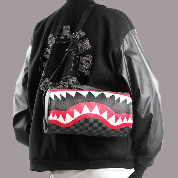 bags handbag men's cylinder messenger bag fashion lattice small shark head single shoulder street trend batch, Black;red
bags handbag men's cylinder messenger bag fashion lattice small shark head single shoulder street trend batch, Black;red