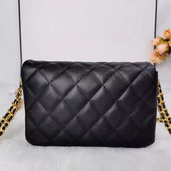 evening bags ladies handbags made of cowhide classic fashion one-shoulder messenger chain shoulder straps a perfect small bag
evening bags ladies handbags made of cowhide classic fashion one-shoulder messenger chain shoulder straps a perfect small bag