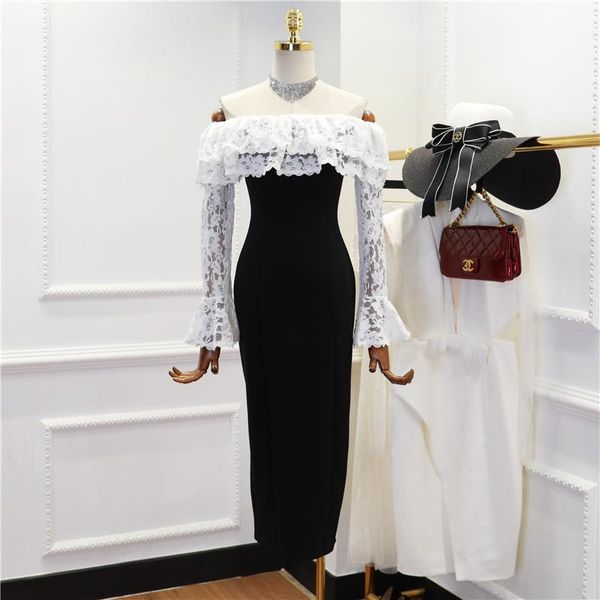 casual dresses 2021 spring fashion dress women celebrities hollow lace splice package hip split woman slash collar femme, Black;gray
casual dresses 2021 spring fashion dress women celebrities hollow lace splice package hip split woman slash collar femme, Black;gray