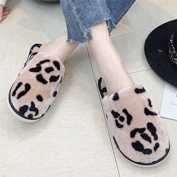 slippers female leopard indoor cotton winter soft bottom anti-skid lazy warm non-slip simple flat plush fur slipper home shoe 40, Black
slippers female leopard indoor cotton winter soft bottom anti-skid lazy warm non-slip simple flat plush fur slipper home shoe 40, Black