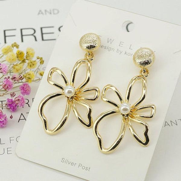 stud la beautiful vie buy 1 get 2 classic chic jewelry fashion earrings for women 2021 wholesale prices, Golden;silver
stud la beautiful vie buy 1 get 2 classic chic jewelry fashion earrings for women 2021 wholesale prices, Golden;silver