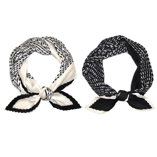 scarves fashion print square scarf women artificial silk female neck retro headscarf bandana handkerchief, Blue;gray
scarves fashion print square scarf women artificial silk female neck retro headscarf bandana handkerchief, Blue;gray