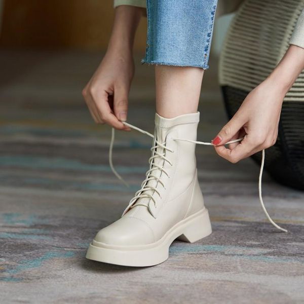 boots fashion 2021 women white leather short knight bottes femmes cross tied platform autumn botas mujer black botine
boots fashion 2021 women white leather short knight bottes femmes cross tied platform autumn botas mujer black botine