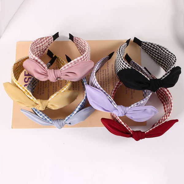 autumn hoop fashion lattice wide edge ornament headband female headdress out bundle, Black;brown
autumn hoop fashion lattice wide edge ornament headband female headdress out bundle, Black;brown