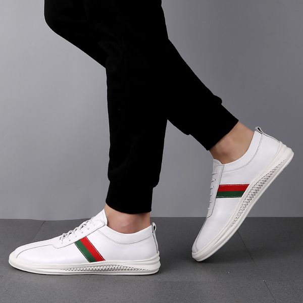 new lace up fashion male shoes men plus size casual cow genuine leather flats comfortable soft shoes, Black
new lace up fashion male shoes men plus size casual cow genuine leather flats comfortable soft shoes, Black