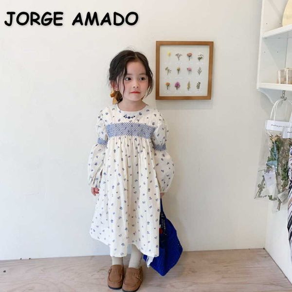 korean style spring kid girls dress long puff sleeves embroidery floral princess dresses children outwear clothes e1033 210610, Red;yellow
korean style spring kid girls dress long puff sleeves embroidery floral princess dresses children outwear clothes e1033 210610, Red;yellow