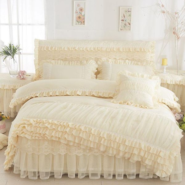 bedding sets korean style home textile beige princess lace duvet cover set bed skirt pillow cases wedding king bedclothes size
bedding sets korean style home textile beige princess lace duvet cover set bed skirt pillow cases wedding king bedclothes size