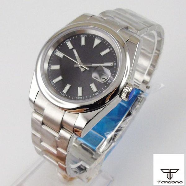 wristwatches 36mm brand black dial sapphire glass polished case automatic movement men's watch bracelet luminous hands, Slivery;brown
wristwatches 36mm brand black dial sapphire glass polished case automatic movement men's watch bracelet luminous hands, Slivery;brown