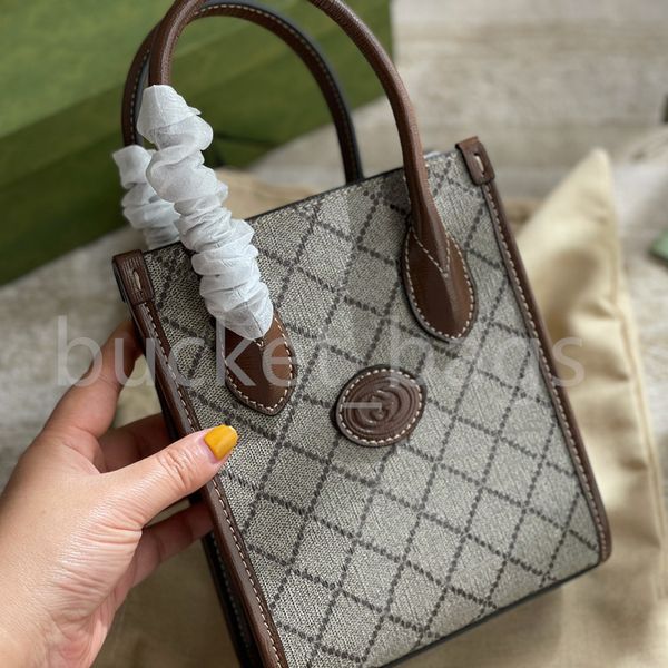 2021 ss new luxury designers new fashion plain lady handbags totes wallets diamond lattice letter shopping bags open interior zipper pocket, Red;black
2021 ss new luxury designers new fashion plain lady handbags totes wallets diamond lattice letter shopping bags open interior zipper pocket, Red;black