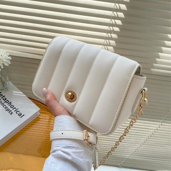 cross body flap women bags crossbody bag weave for 2021 quality leather chain shoulder messenger female handbag and purse
cross body flap women bags crossbody bag weave for 2021 quality leather chain shoulder messenger female handbag and purse