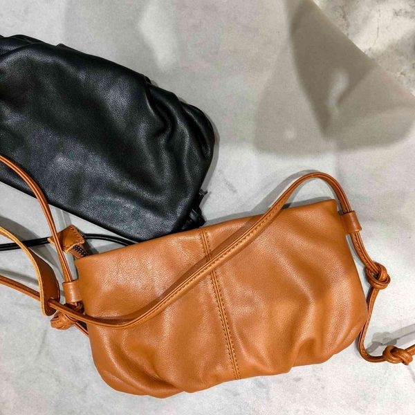 genuine leather hand made cloud leather single room bag messenger bag handbag underarm bag women's style black friday 6nl7
genuine leather hand made cloud leather single room bag messenger bag handbag underarm bag women's style black friday 6nl7