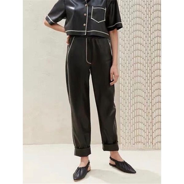 women's pants & capris women 2021 autumn elastic waist sports straight feet contrasting color casual leather, Black;white
women's pants & capris women 2021 autumn elastic waist sports straight feet contrasting color casual leather, Black;white