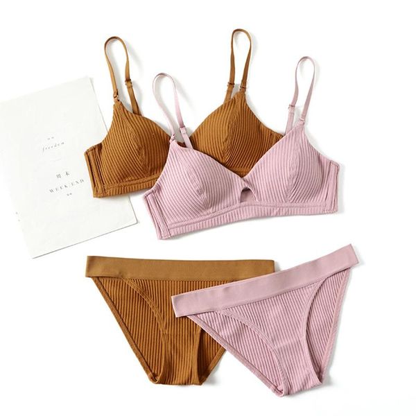 bras sets wriufred comfortable cotton thread bralette hollow thin soft cup bra and panties wireless lingerie sweep wear winter autumn, Red;black
bras sets wriufred comfortable cotton thread bralette hollow thin soft cup bra and panties wireless lingerie sweep wear winter autumn, Red;black