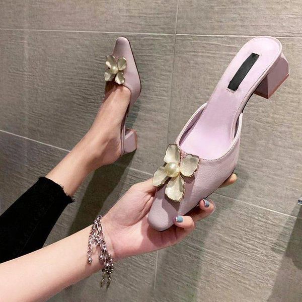 slippers fashion brand women pearl flower decoration slipper summer outdoor sandal elegant 5cm square heel female slides mules zjx0, Black
slippers fashion brand women pearl flower decoration slipper summer outdoor sandal elegant 5cm square heel female slides mules zjx0, Black