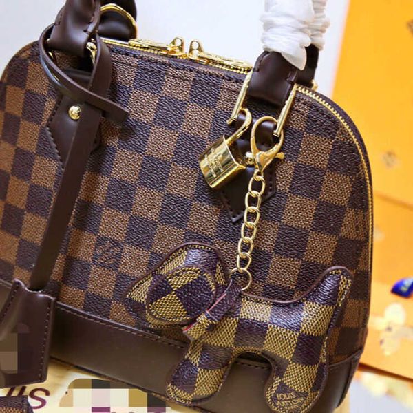 designer luxury bag design hand one get two shell wallet + buy pendant color changing edge pure steel hardware a women's leather handba
designer luxury bag design hand one get two shell wallet + buy pendant color changing edge pure steel hardware a women's leather handba