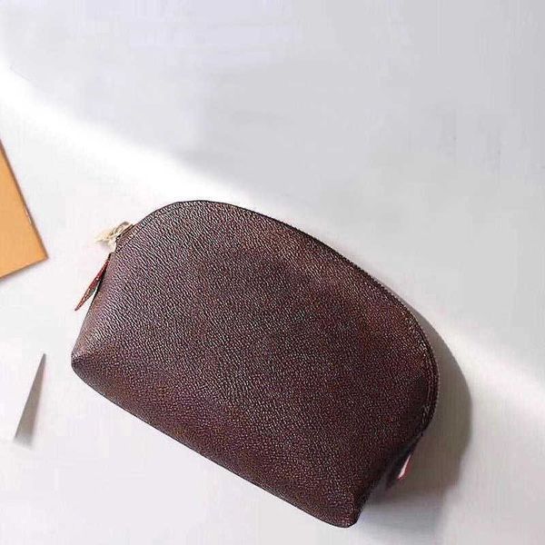 classic shell cosmetic bags mini zipper makeup bag women toiletry clutch wallets coin purse pouch
classic shell cosmetic bags mini zipper makeup bag women toiletry clutch wallets coin purse pouch