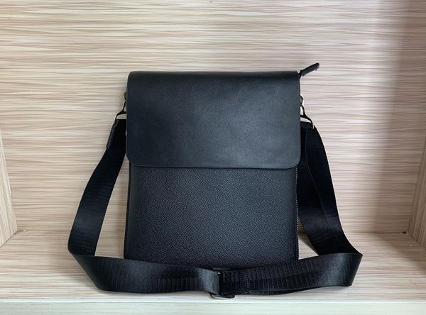 3 colors famous fashion men messenger bags classic cross body bag with dust bag school bookbag shoulder bag
3 colors famous fashion men messenger bags classic cross body bag with dust bag school bookbag shoulder bag