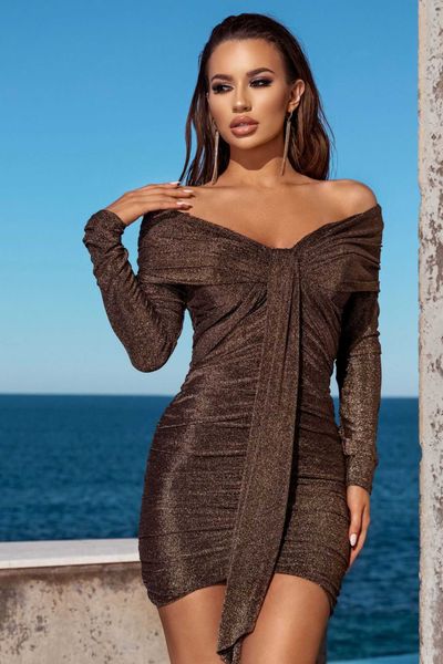 luxury evening dress 2021 autumn women's v-neck slim pencil skirt long sleeve middle skirt, Black;gray
luxury evening dress 2021 autumn women's v-neck slim pencil skirt long sleeve middle skirt, Black;gray